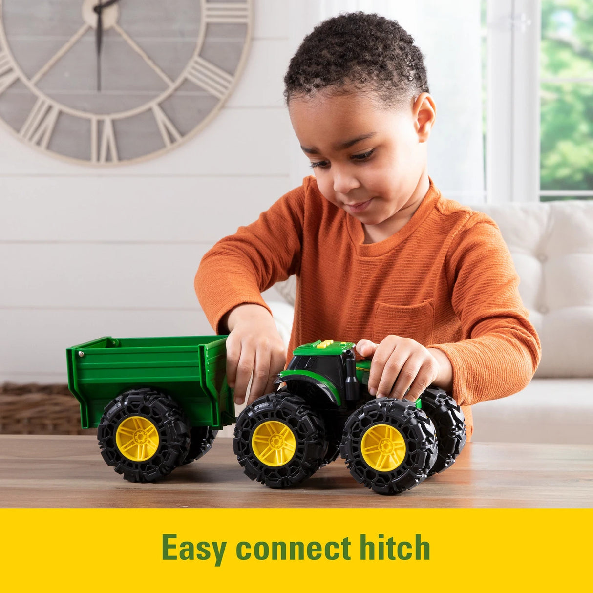 TOMY | John Deere Monster Treads tractor con vagon luces y sonido