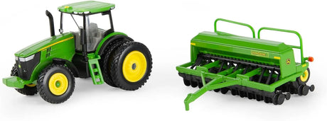 TOMY | John Deere tractor a escala 1:64 con rastra 7215R