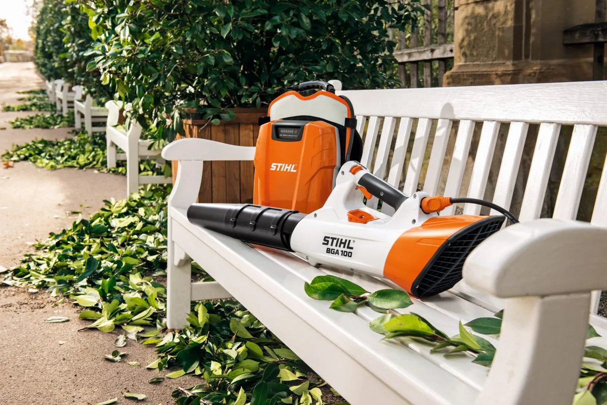 STIHL | Sopladora BGA 100 a bateria con sistema AP