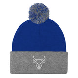 AgroStable | Gorro con pompon logo "Bull"