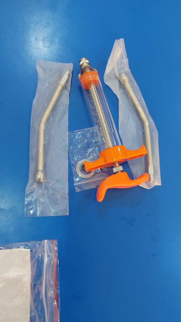 Automatic syringe 