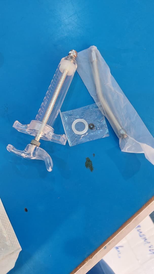 Automatic syringe 