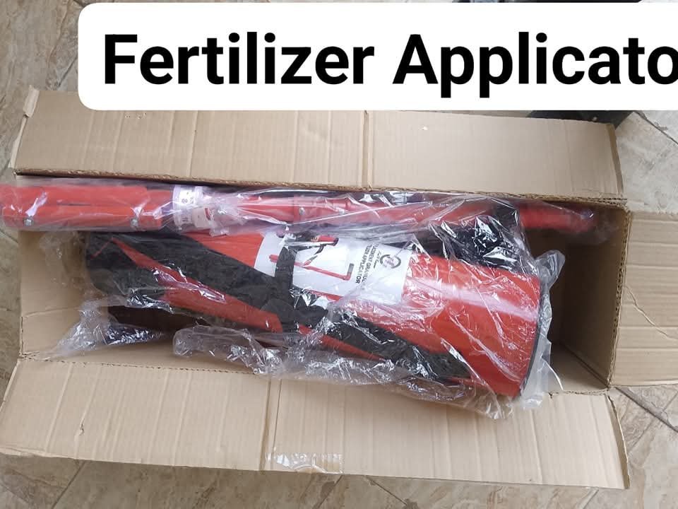 Fertilizer Applicator 