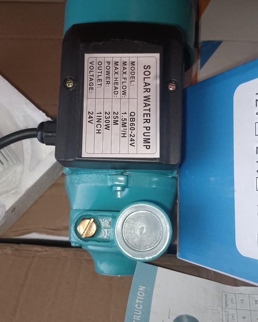 Surface solar pump 